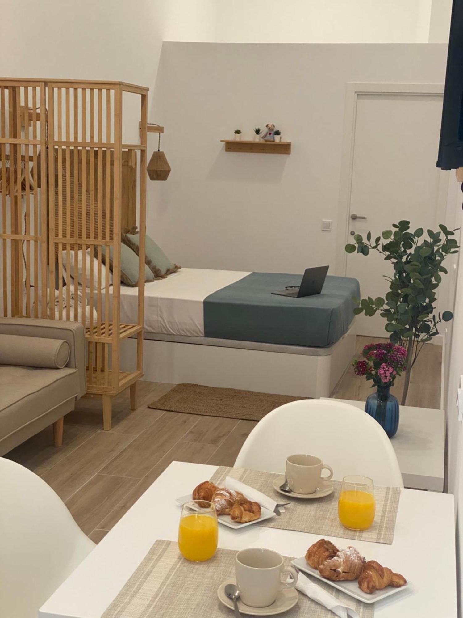 Travel Habitat Cabanyal Lofts Lägenhet Valencia Exteriör bild