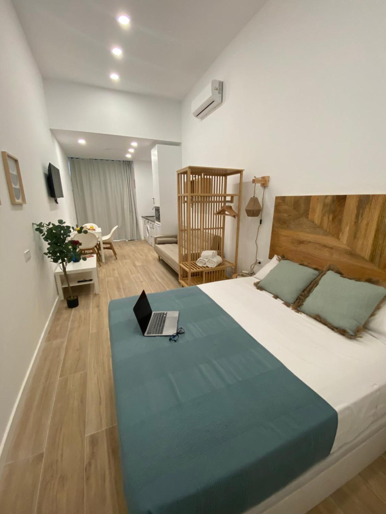 Travel Habitat Cabanyal Lofts Lägenhet Valencia Exteriör bild
