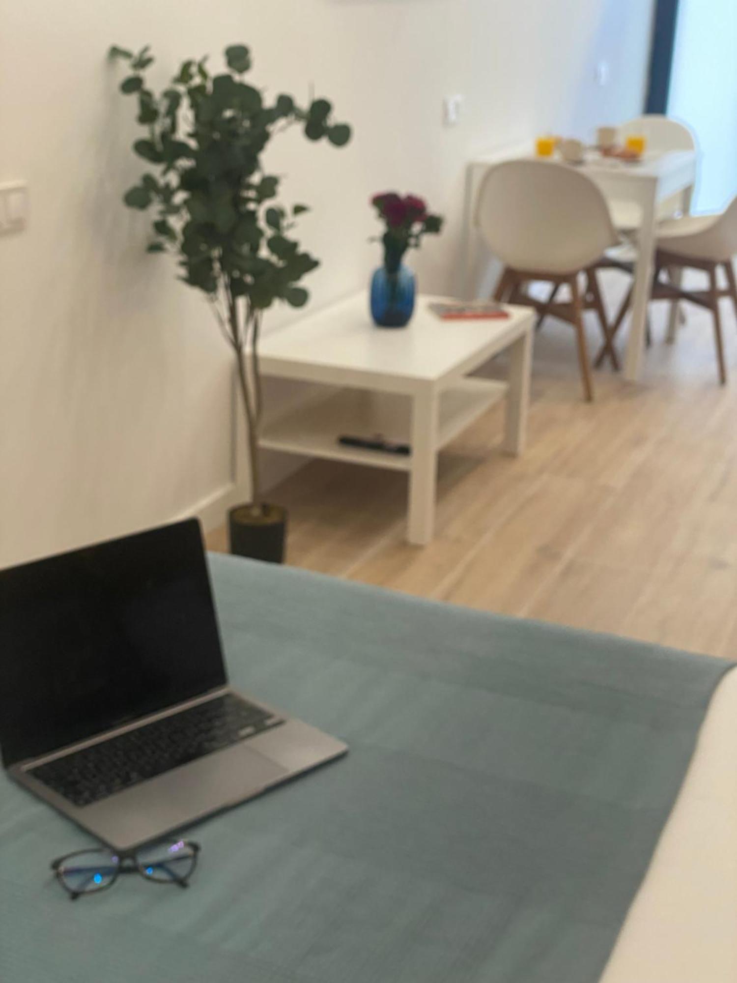 Travel Habitat Cabanyal Lofts Lägenhet Valencia Exteriör bild
