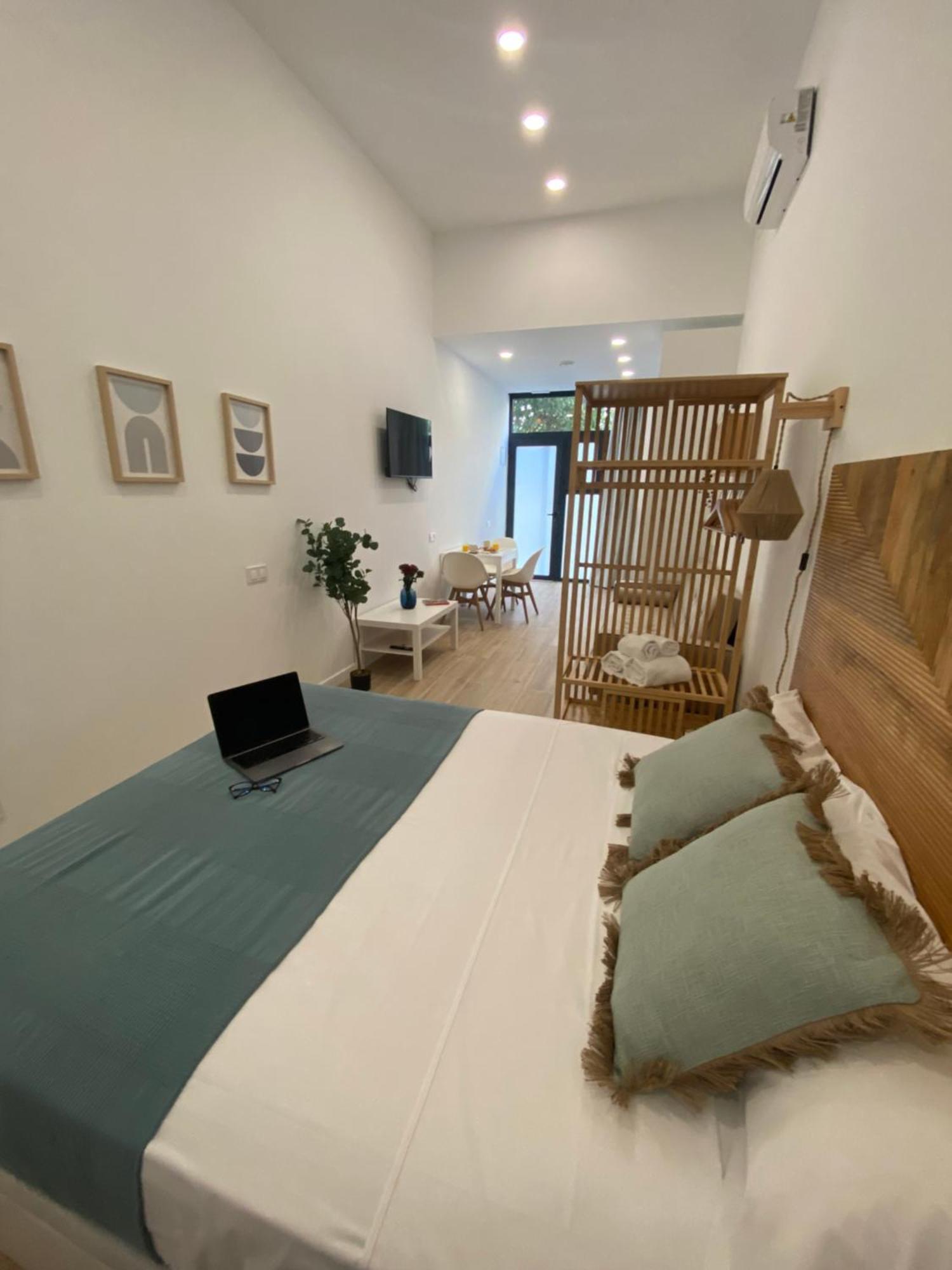 Travel Habitat Cabanyal Lofts Lägenhet Valencia Exteriör bild