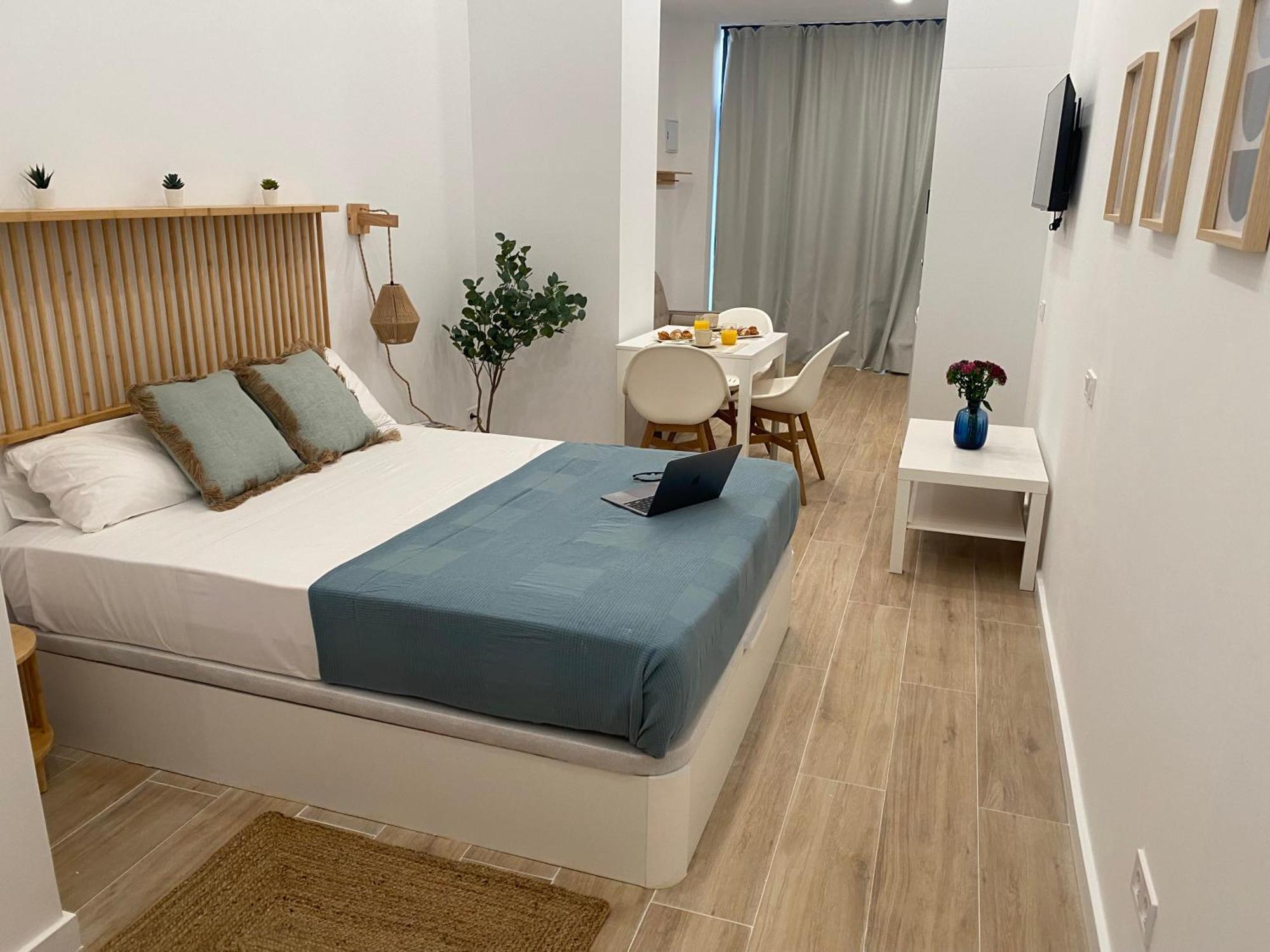 Travel Habitat Cabanyal Lofts Lägenhet Valencia Exteriör bild